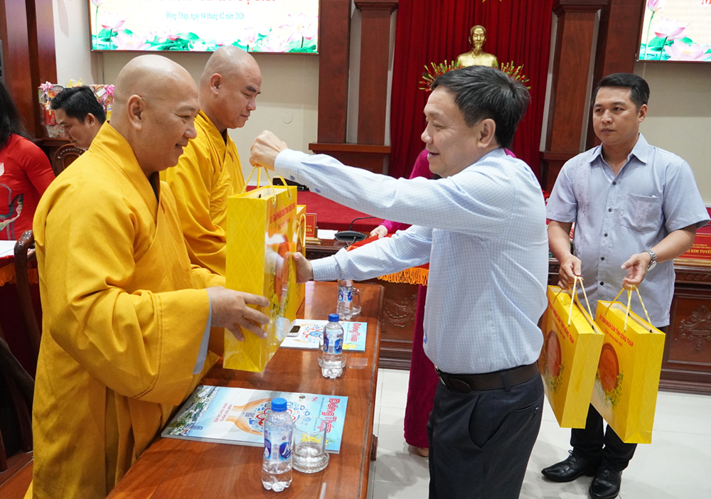 Đồng Tháp: Họp mặt đại biểu dân tộc – tôn giáo mừng Xuân Bính Ngọ 2026