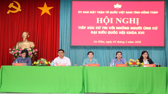 Ứng cử viên đại biểu Quốc hội khóa XVI tiếp xúc cử tri xã An Hữu và Thanh Hưng