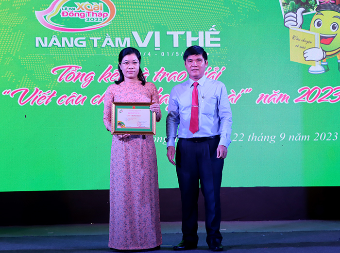 12 tác phẩm đạt giải Cuộc thi “Viết câu chuyện hay về xoài”