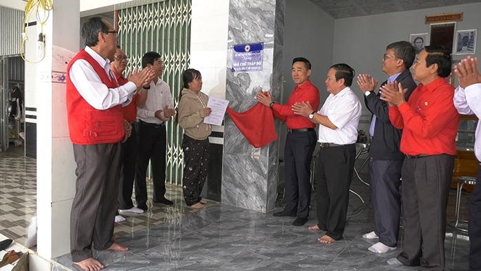 Mùa Xuân đầu tiên trong những ngôi nhà mới