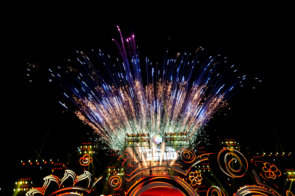 Ấn tượng, cảm xúc đêm khai mạc Festival Hoa – Kiểng Sa Đéc
