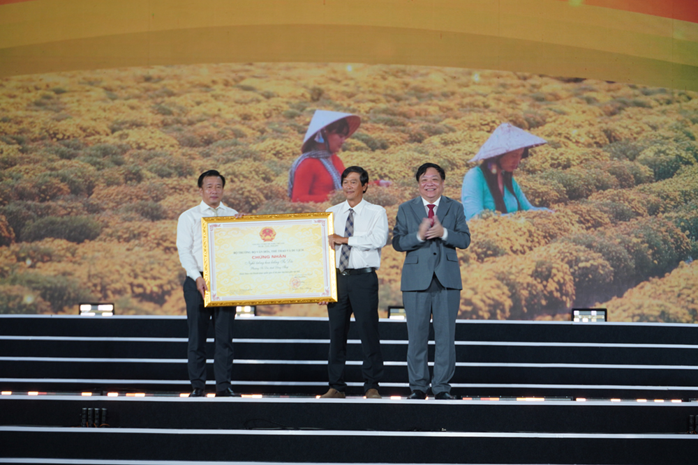 Nghề trồng hoa kiểng Sa Đéc - Di sản văn hóa phi vật thể quốc gia